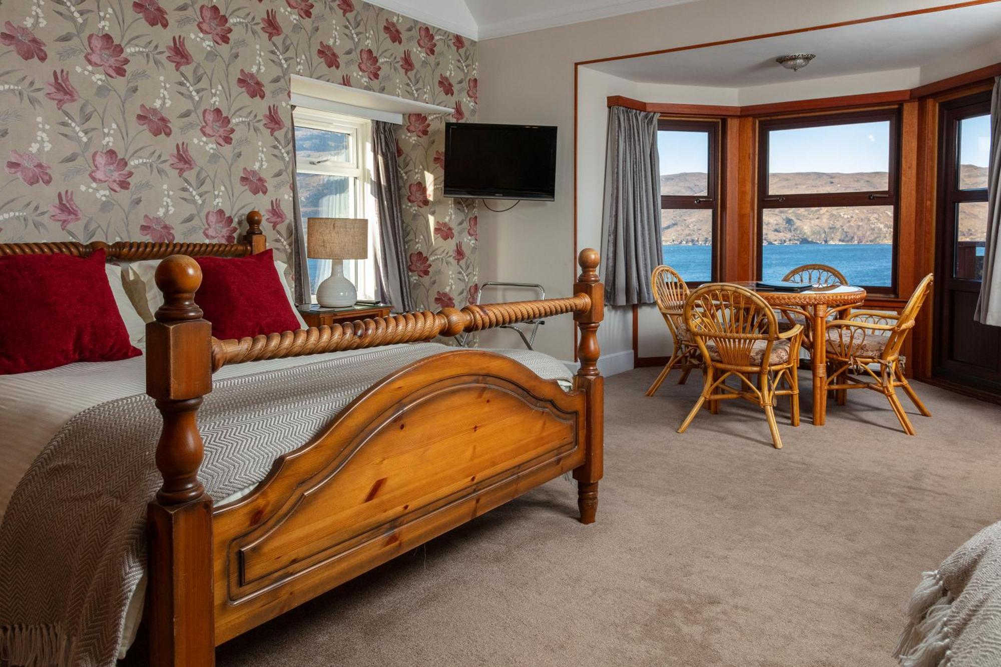 Old Surgery Guest House Ullapool Esterno foto