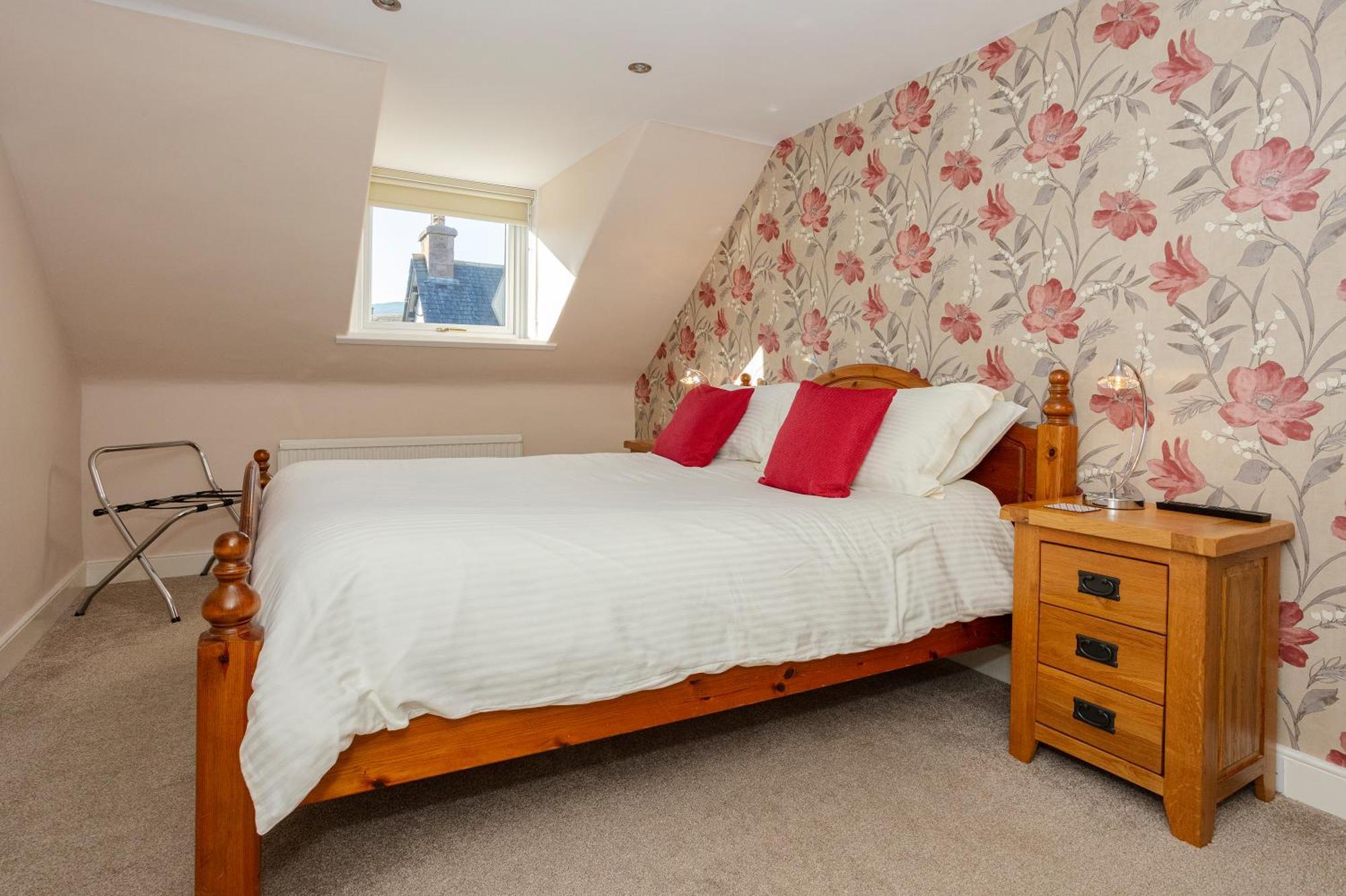 Old Surgery Guest House Ullapool Esterno foto